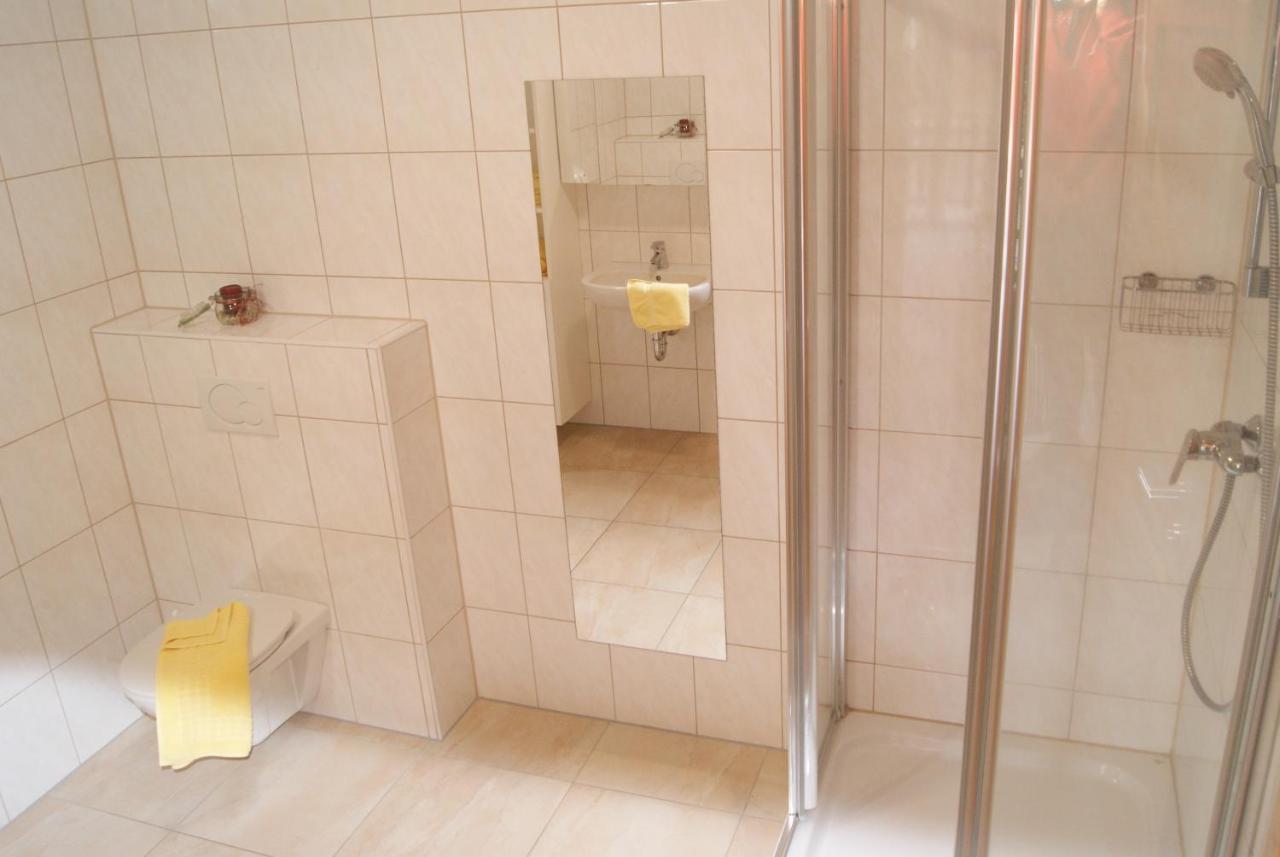 Ferienwohnung In Ruhiger Lage, Garten - 1 Sz Pöllauberg エクステリア 写真