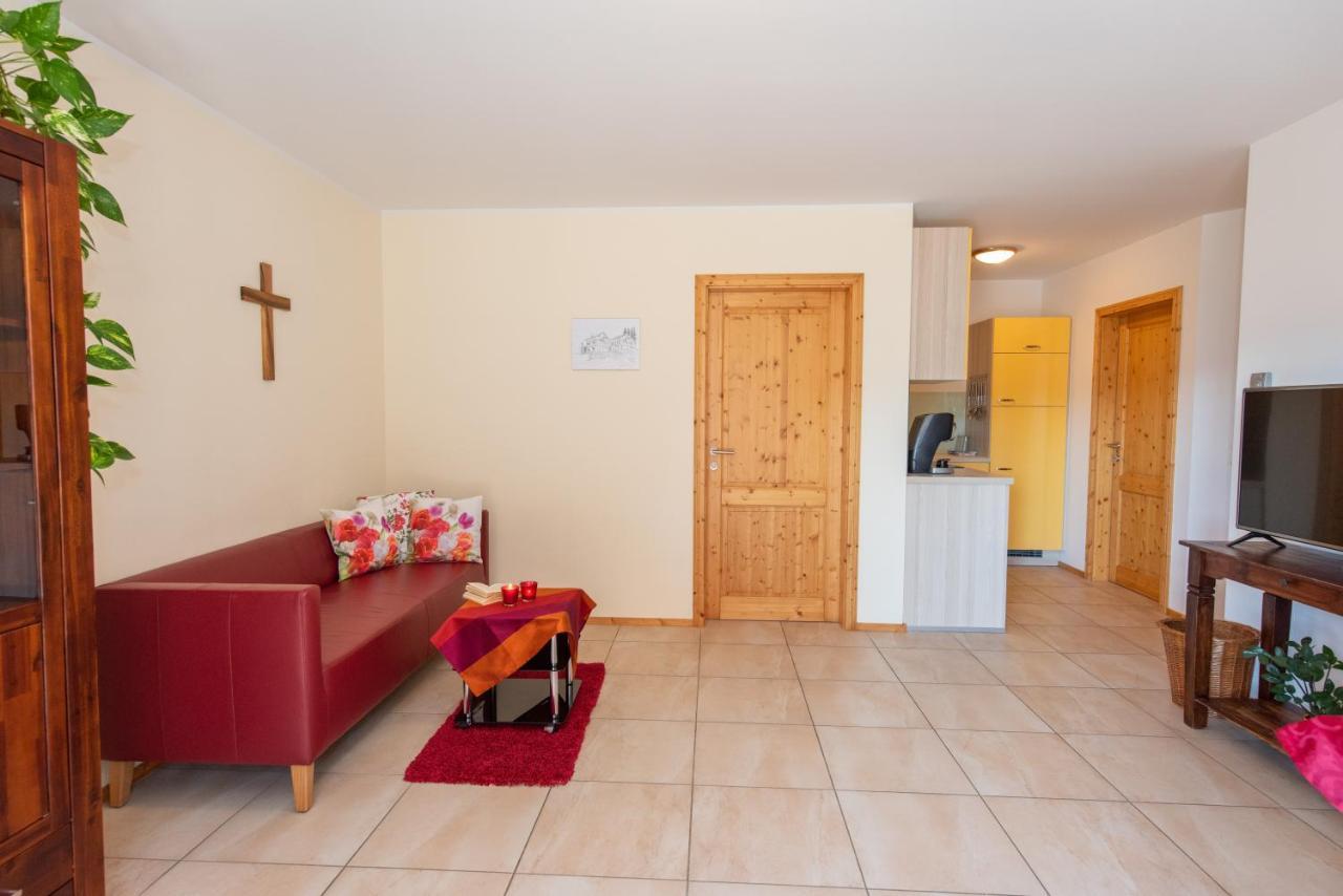 Ferienwohnung In Ruhiger Lage, Garten - 1 Sz Pöllauberg エクステリア 写真